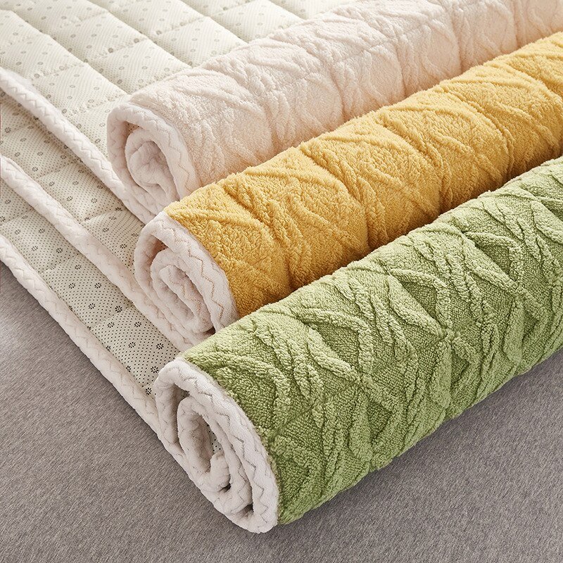 1pc-Bed-Sheet-Winter-Thicken-Coral-Velvet-Warm-Double-Bedspread-Household-Textiles-Luxury-Mattress-Pad-Mattress-2